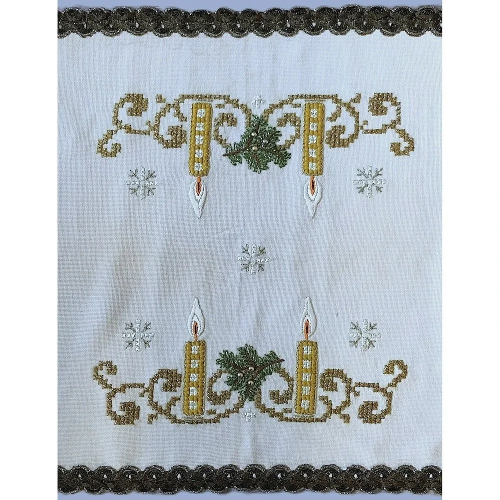 Holiday Xmas Candles Snowflakes Needlework Wool Runner Vtg / Antique 18x42